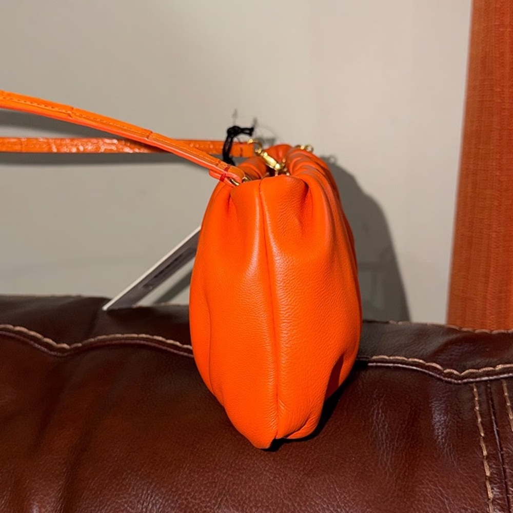 ‼️ NEW Staud Orange Leather Bean Shoulder Bag - Picture 5 of 12